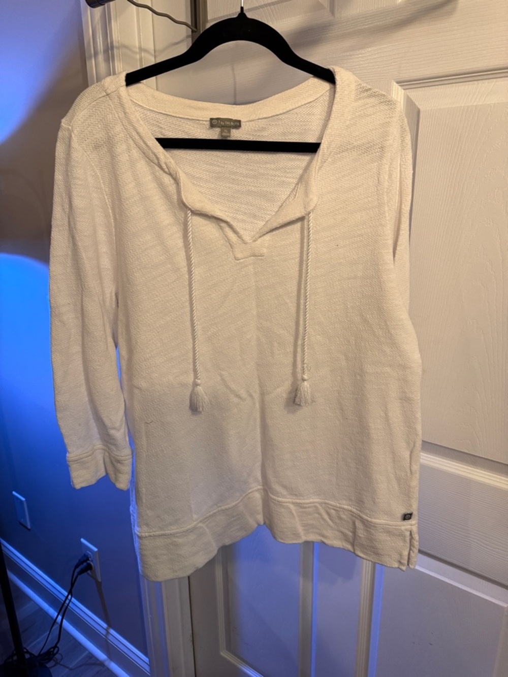 Vineyard Vines Cream Hooded Knit Pullover with Tassel Drawstrings